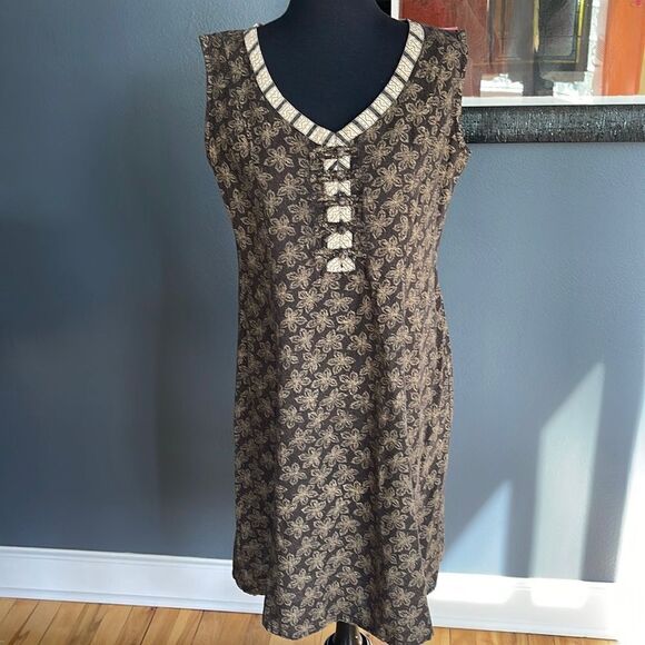 The Territory Ahead brown/tan leaf print stripe bad accent woven midi. Size 10. - Picture 1 of 6